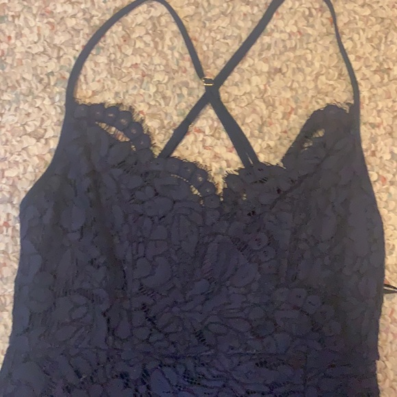Lulus lace dress - Picture 2 of 5